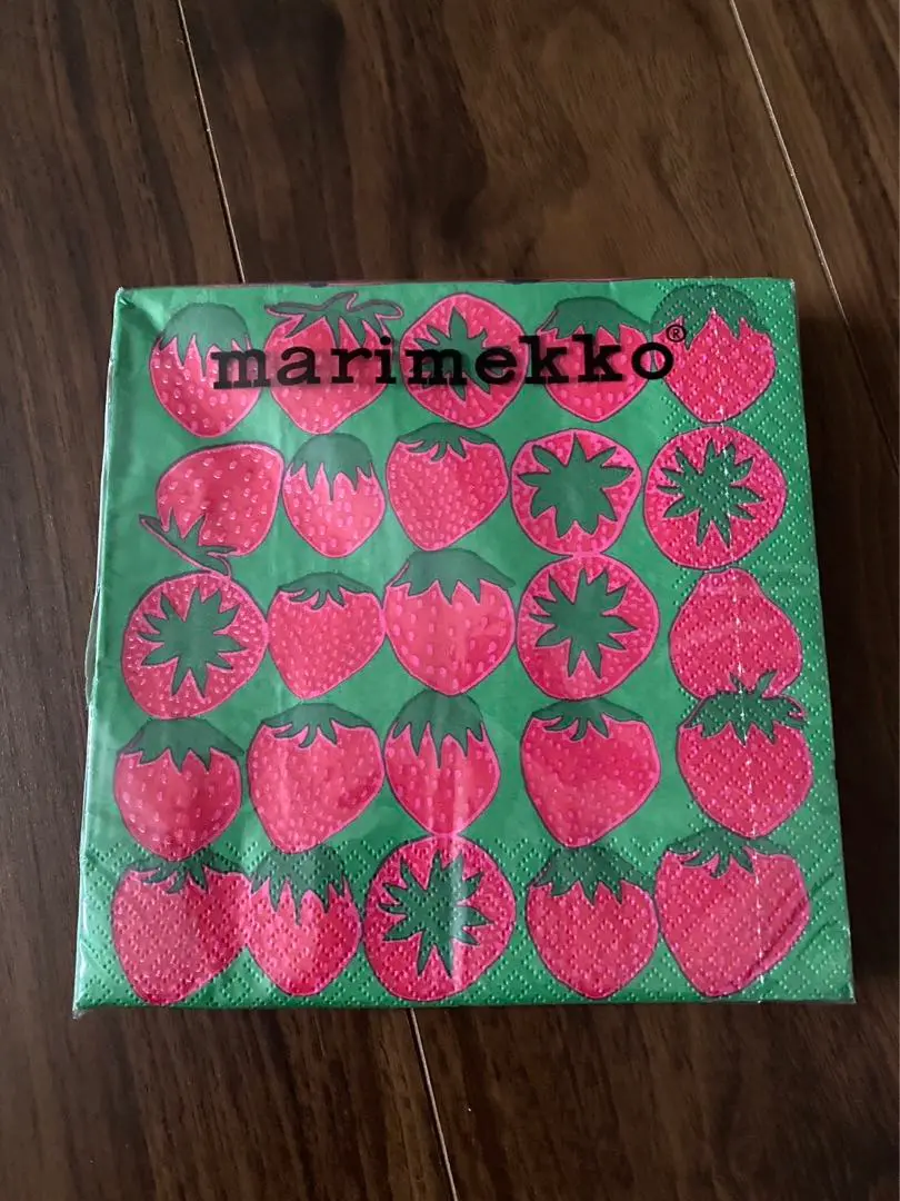 マリメッコ　PVC生地　ムンモランマルヤット marimekko MUMMOLAN MARJAT（ムンモランマルヤット