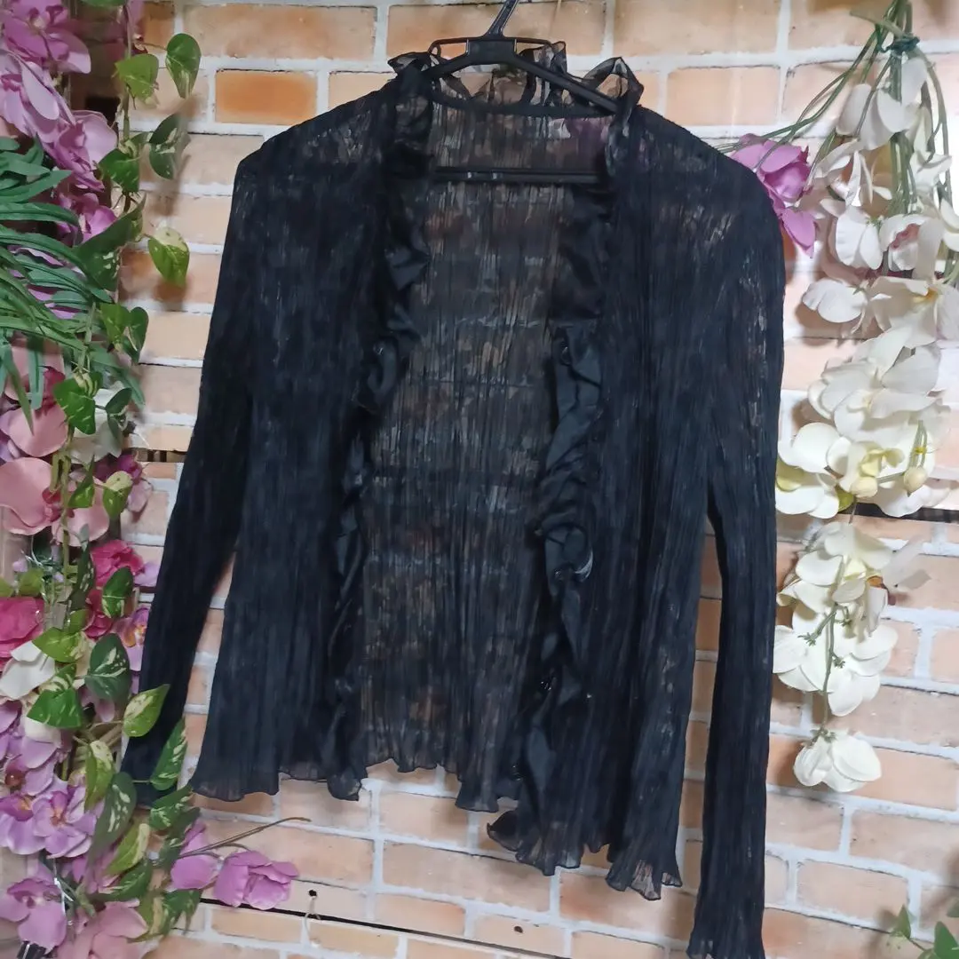 羅布傑LOBJIE 百褶外套 寬鬆尺寸 的縮圖