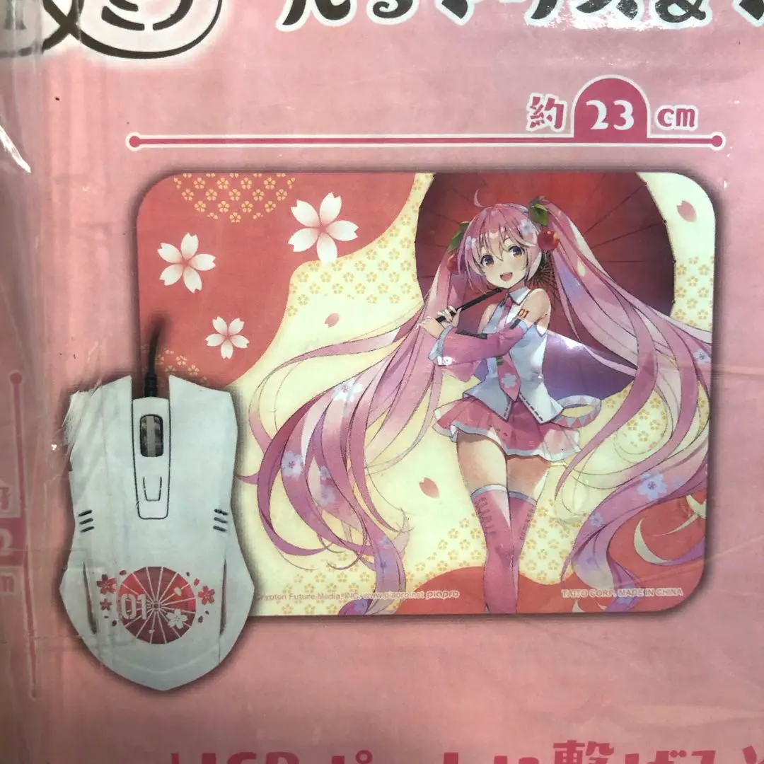 桜ミク 光るマウス&マウスパッドセット 桜ミク 光るマウス＆マウスパッドセットタイトープライズ詳細