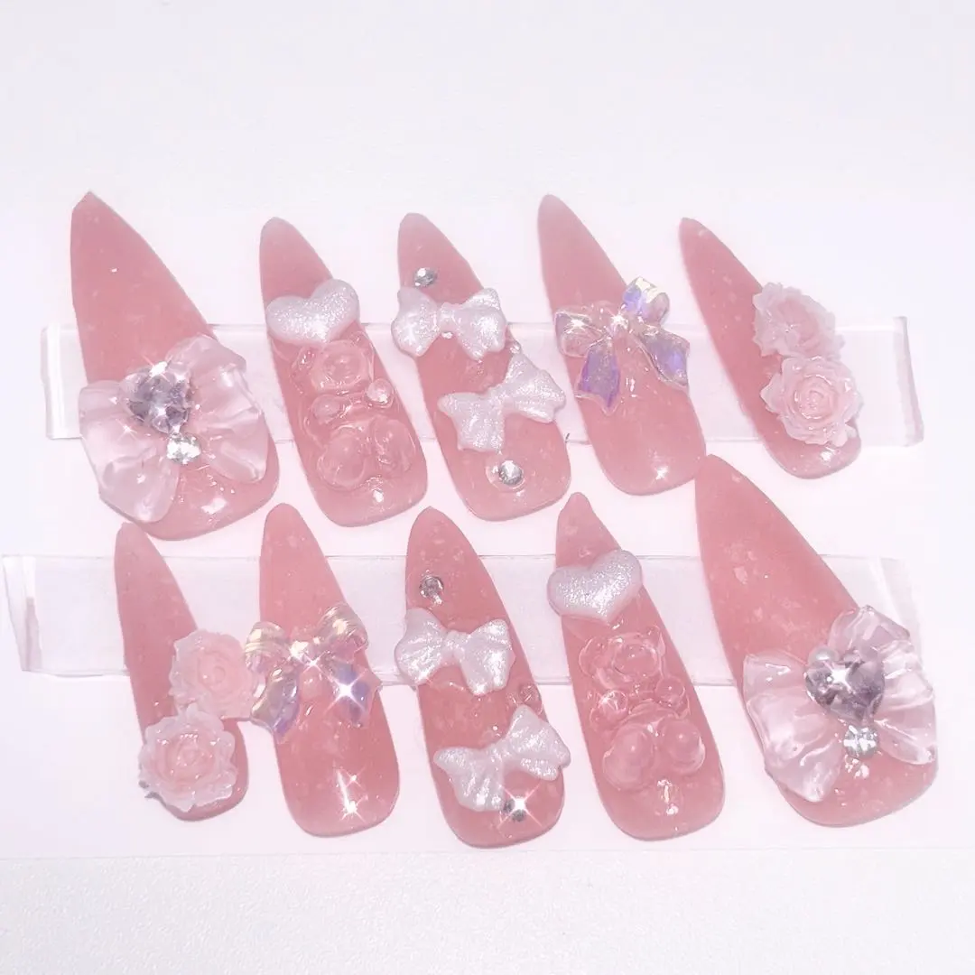 Thumbnail of Nail tips, ready-made, mass-produced, pink, "jirai" (mine/attention-seeking) style, for hostess clubs/concept cafes