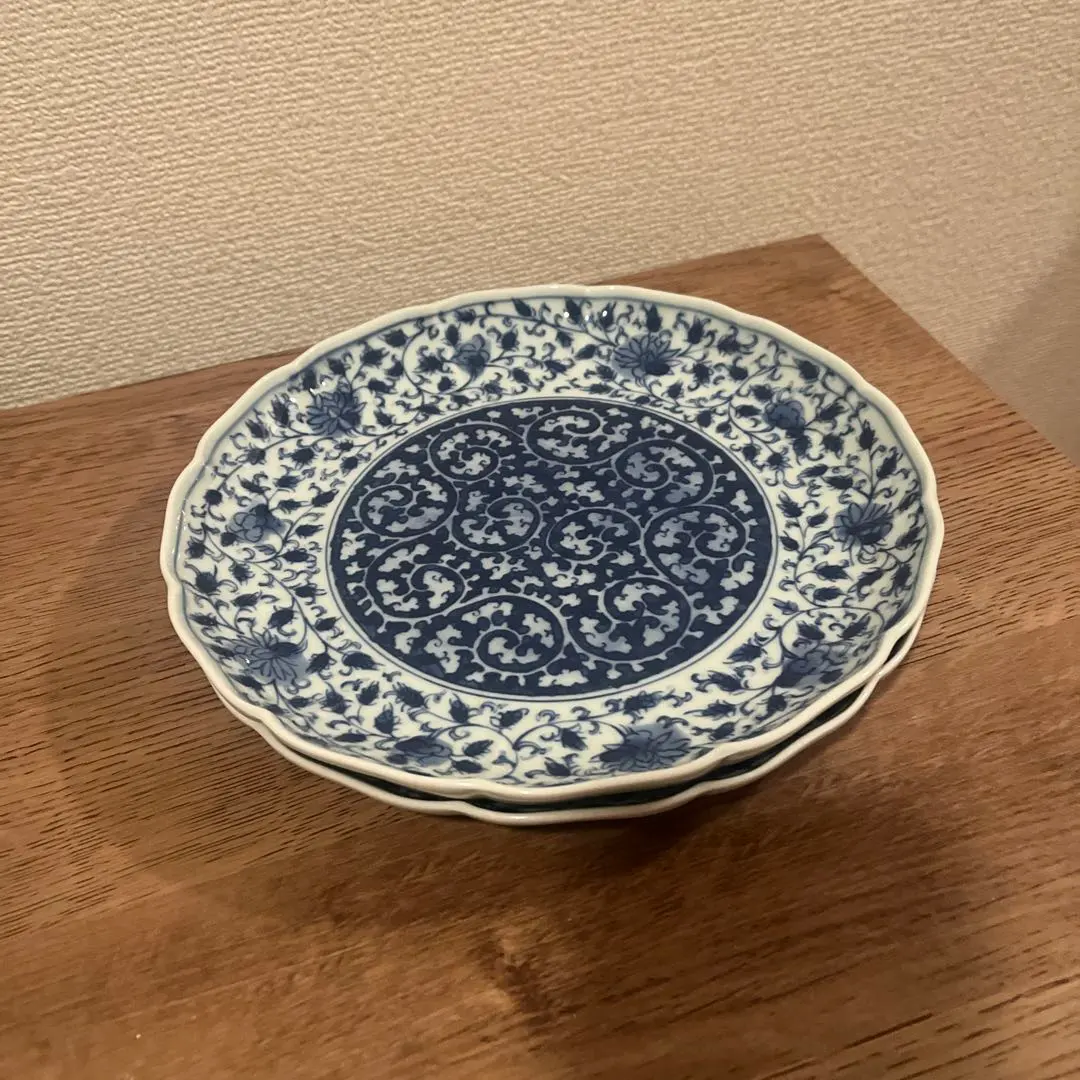 Thumbnail of Mijin Karakusa Rinka 7-sun Plate, Artist: Sometsuke Yozan-gama, Set of 2