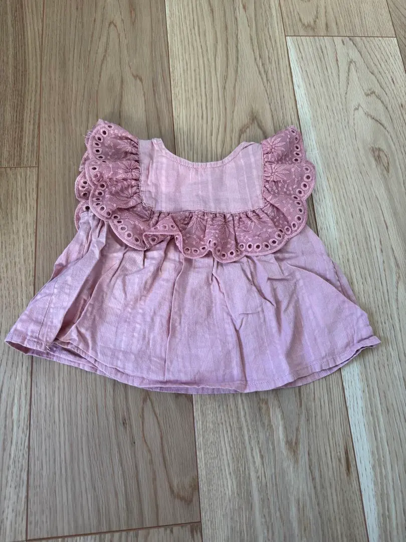 Thumbnail of petit main top 80