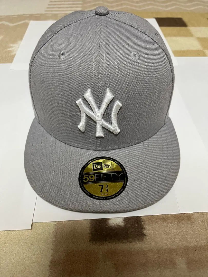 Thumbnail of New Era 59FIFTY Yankees Cap Gray 7 3/4