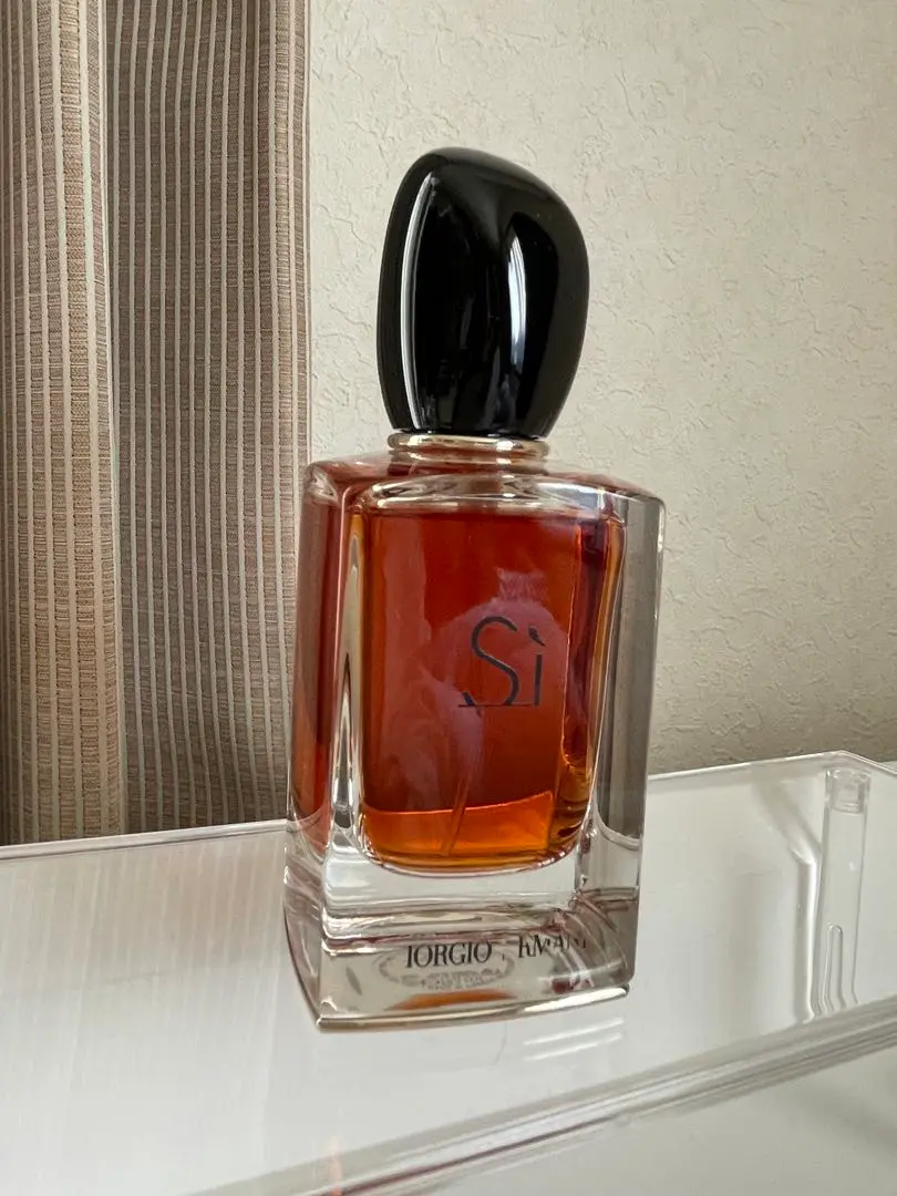ジョルジオ アルマーニ ビューティ シィ50ml シィオードパルファムスプレー(ジョルジオ アルマーニ