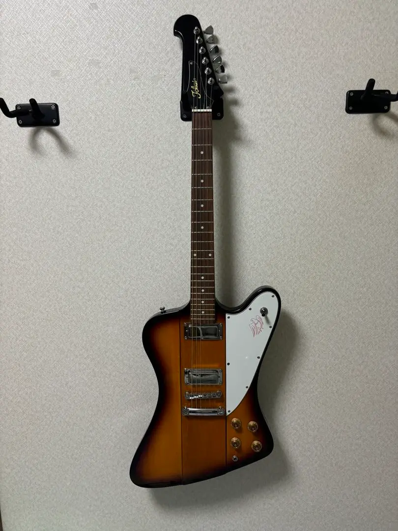 エレキギター ファイヤーバード 「希少」ギブソン ハードケース付 ギブソン・ファイヤーバード(Gibson Firebird)【エレキギター博士】