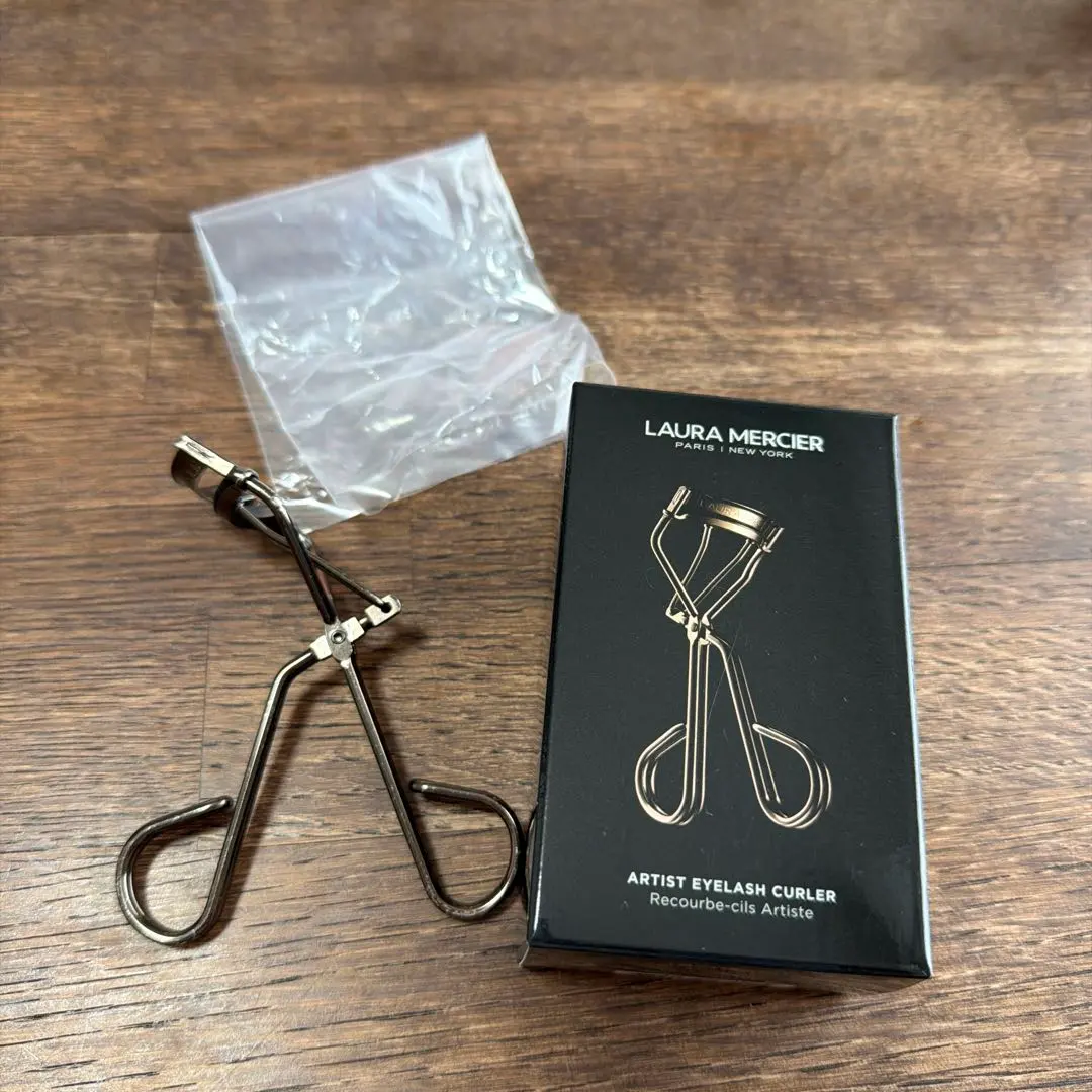 Thumbnail of Laura Mercier Eyelash Curler