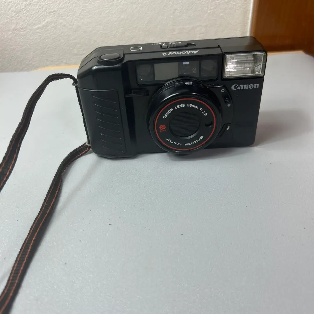 Thumbnail of Canon Autoboy 2 compact film camera