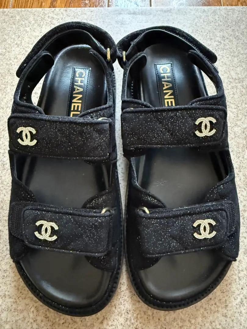 CHANEL  スポーツサンダル　37 CHANEL シャネル サンダル ラムスキン レディースサイズ37