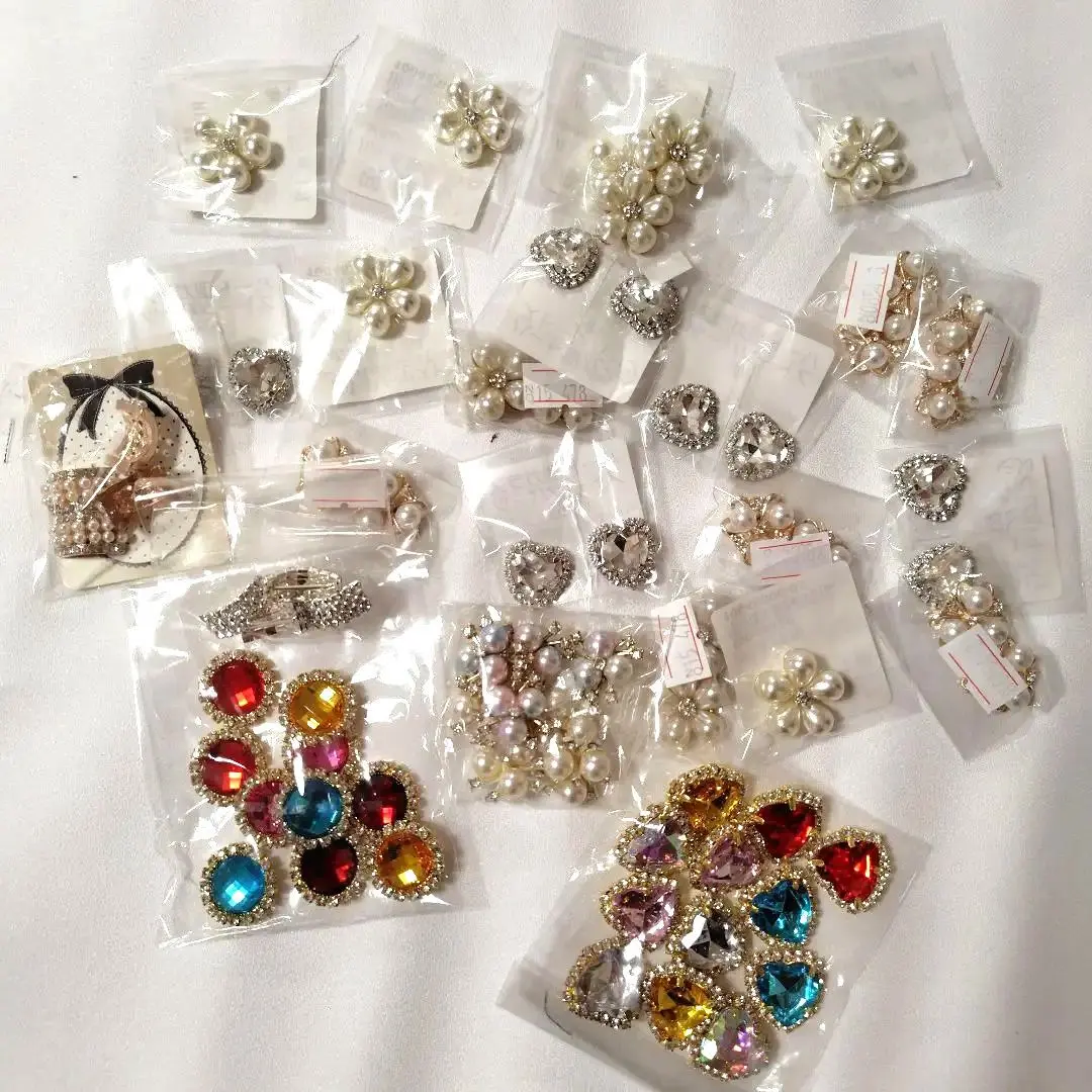 Thumbnail of Center Parts, Deco Parts, Pearl Parts, Bulk Sale, 69 Pieces