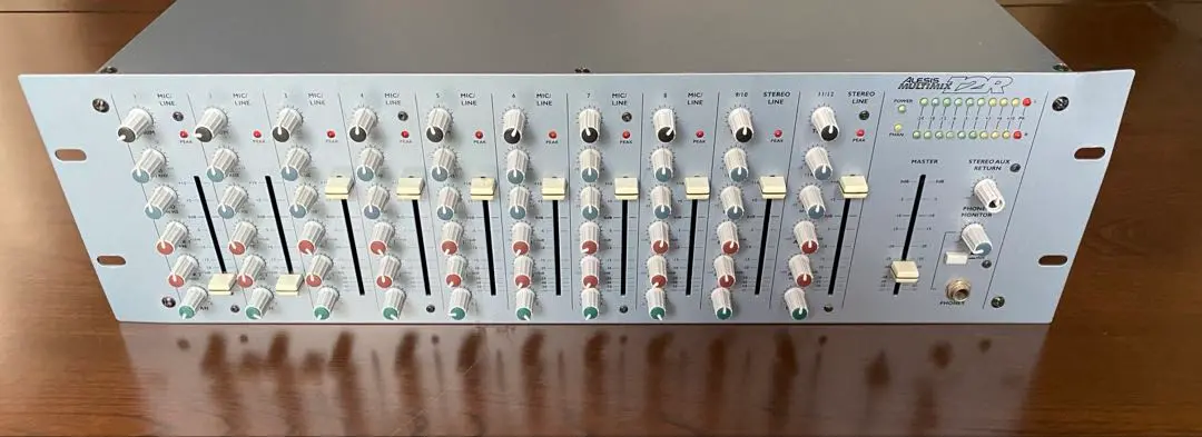 配信機器・PA機器・レコーディング機器 ALESIS MULTIMIX 12R 税込) Alesis MultiMix 12R 配信機器・PA機器・レコーディング