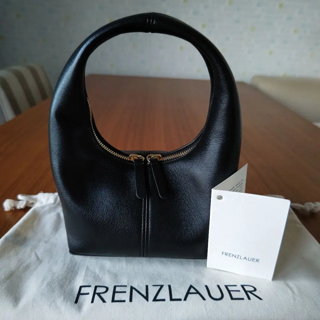 【未使用に近い✨】FRENZLAUER MINI PANIER ハンドバッグ 黒 FRENZLAUER(フランツロアー)】 MINI PANIER ハンドバッグ