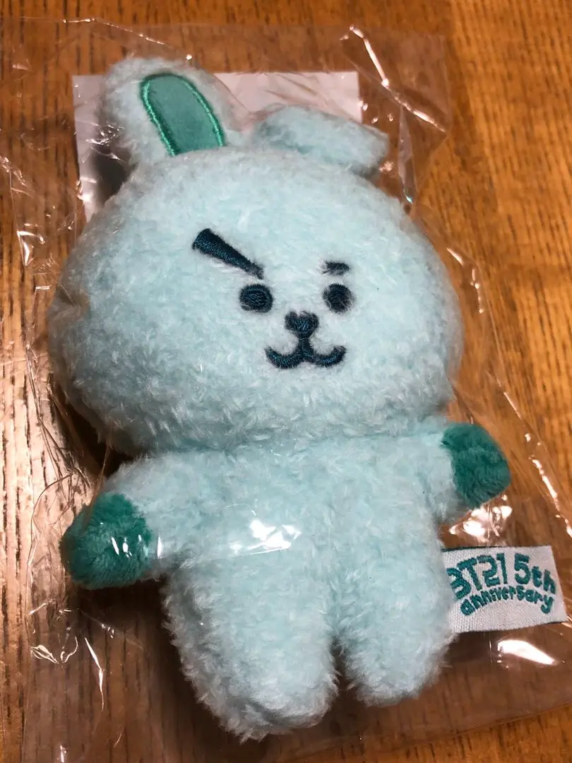 BT21☆レインボーカラーぬいぐるみ ファミマ COOKY - メルカリ