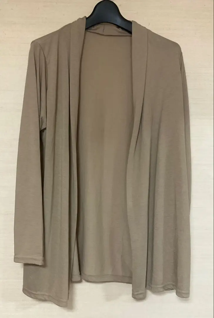 Thumbnail of Long-sleeved cardigan