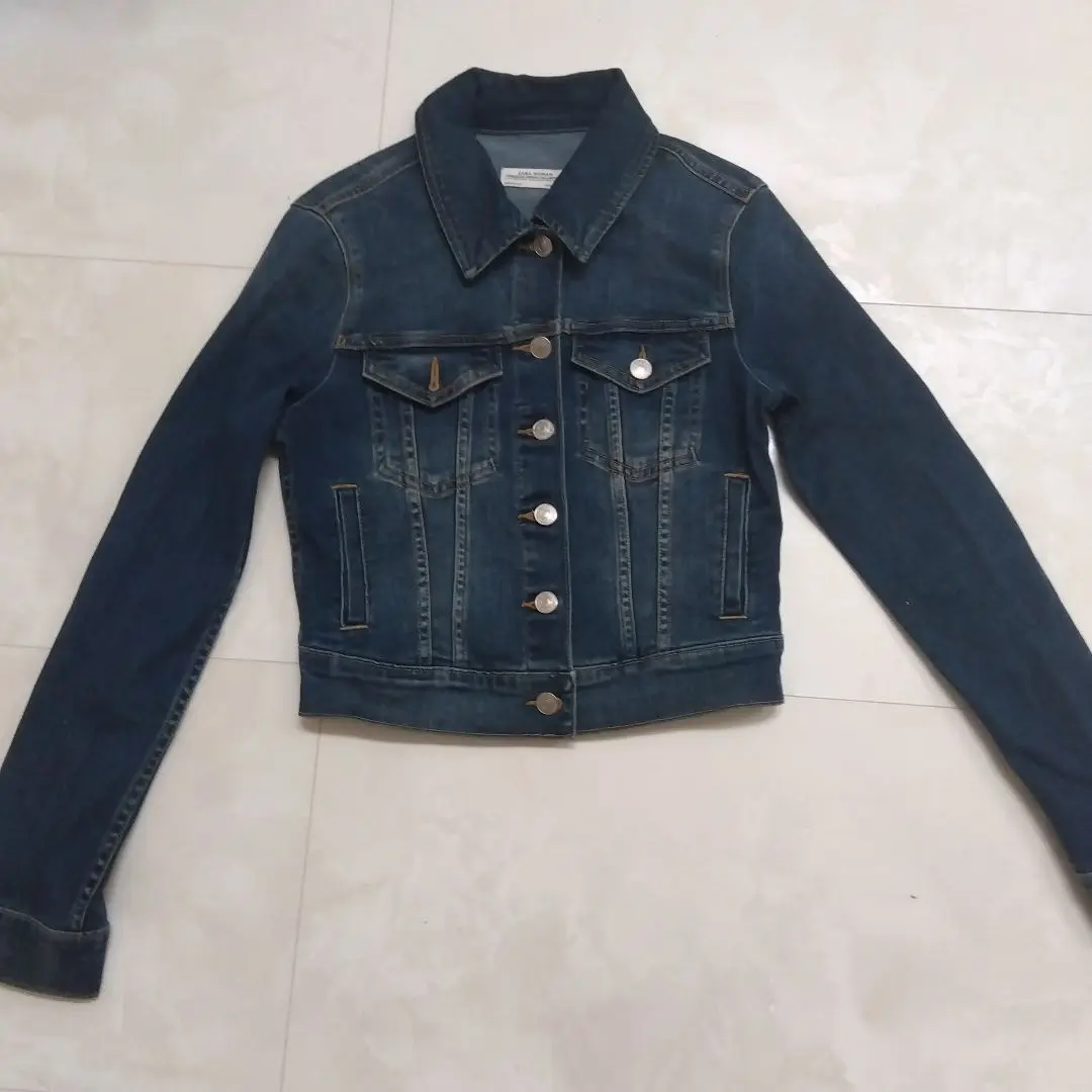 ZARA デニムジャケット ZWコレクション新品　Gジャン　ノーカラー ZARA ノーカラーデニムジャケット XS - メルカリ