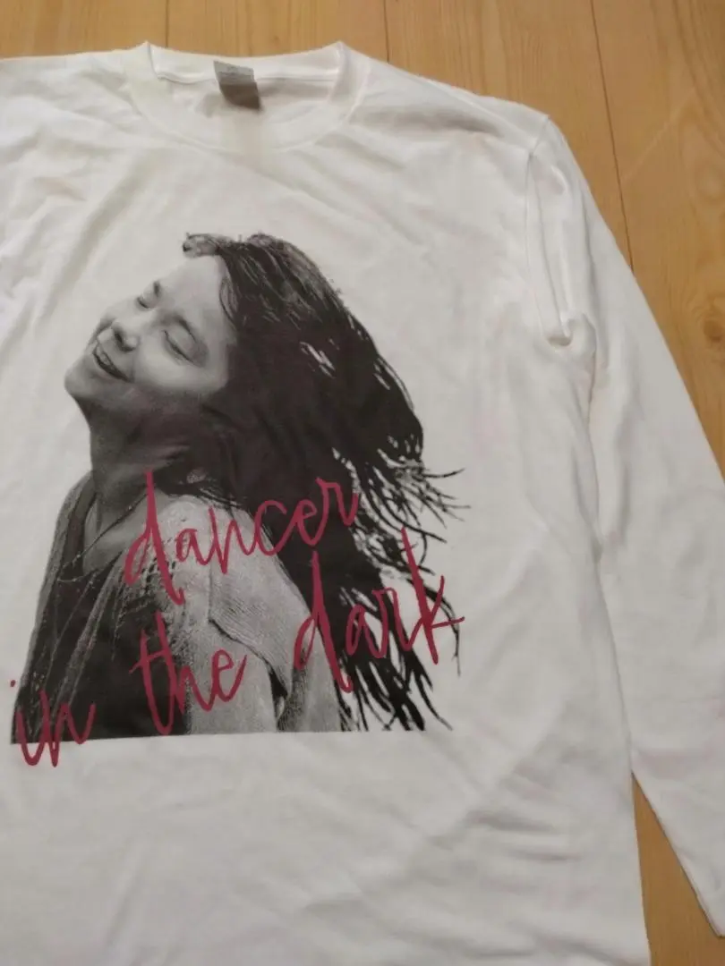 ダンサー・イン・ザ・ダーク Tシャツ Lサイズ ヒグチユウコ