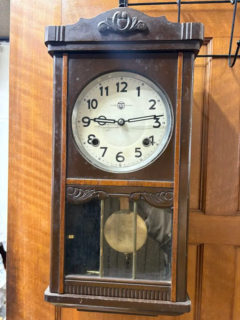 掛鐘 商標 古董 發條 柱鐘 復古 報時鐘 的縮圖