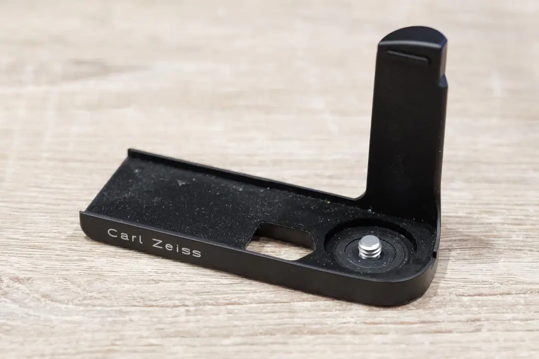 本革カメラケース ZEISS IKON ZM/SW用 ブラック 本革カメラケース ZEISS IKON ZM/SW用 ブラック（本革カメラ