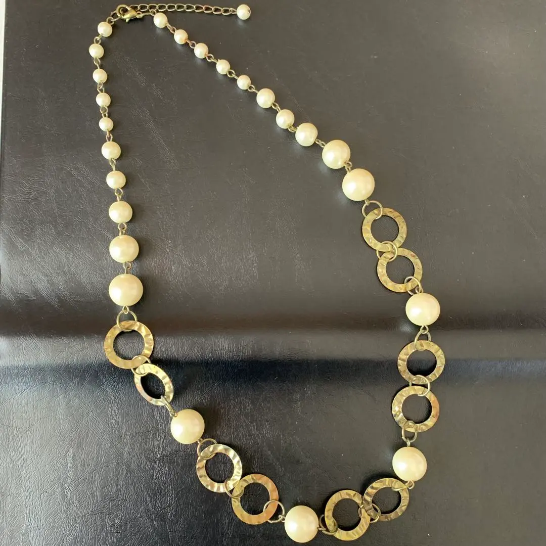 Thumbnail of Pearl necklace, long necklace, Heisei-era gyaru