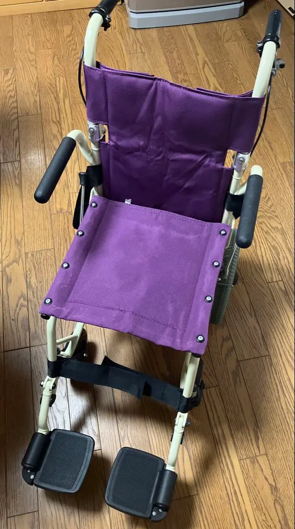 KAWAMURA 旅ぐるま KA6 介助用車椅子 紫 KA6（旅ぐるまシリーズ） ｜ 車椅子,介助式 ｜ 介護用品・福祉