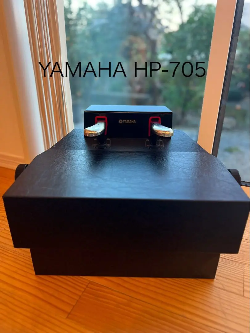 コ*ラ様 YAMAHA HP-105 ピアノ足台 ヤマハ | HP-105 - ピアノ補助ペダル/補助台 - 概要