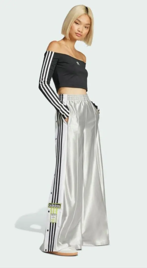 即完売品 adidas シルバーワイドパンツ S 新品 adidas 黒3XL サテンワイドレッグパンツ ファイヤーバード