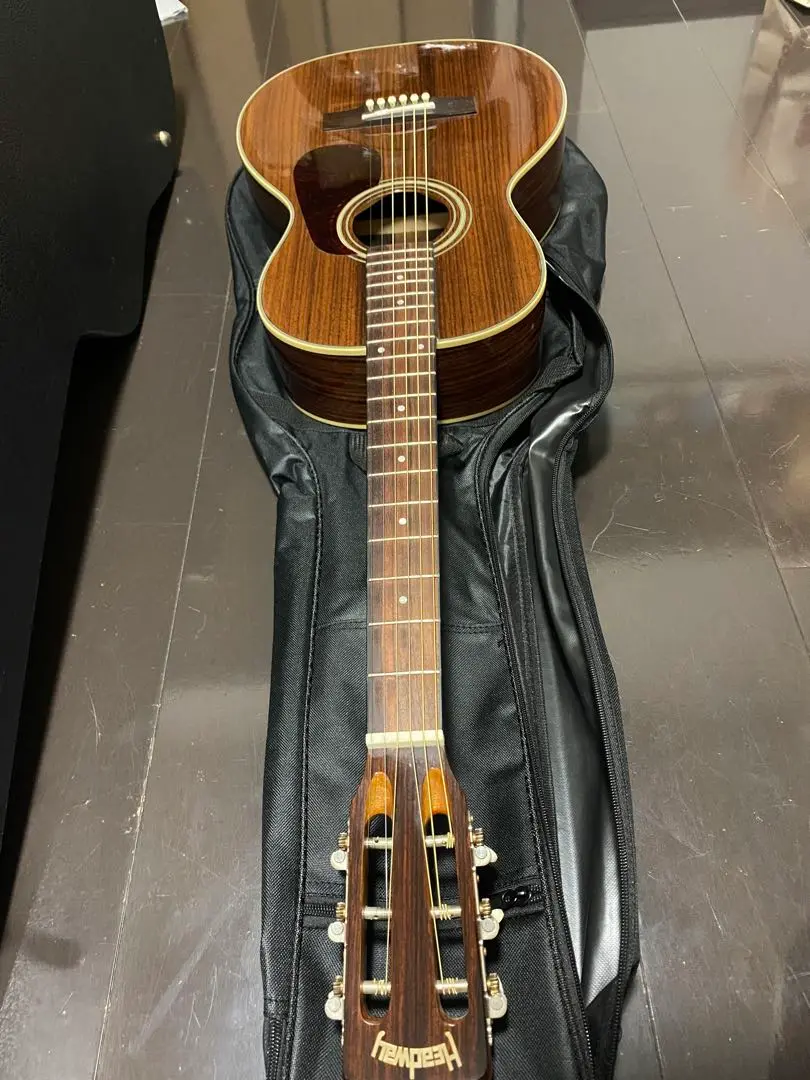 送料込み　レア物　1969年 Morris FC-11スロテッドヘッド、 Morris スロテッドヘッド パーラーギター 12フレットジョイント