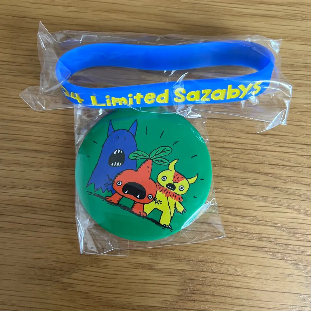 Thumbnail of 04 Limited Sazabys Can Badge and Wristband Set