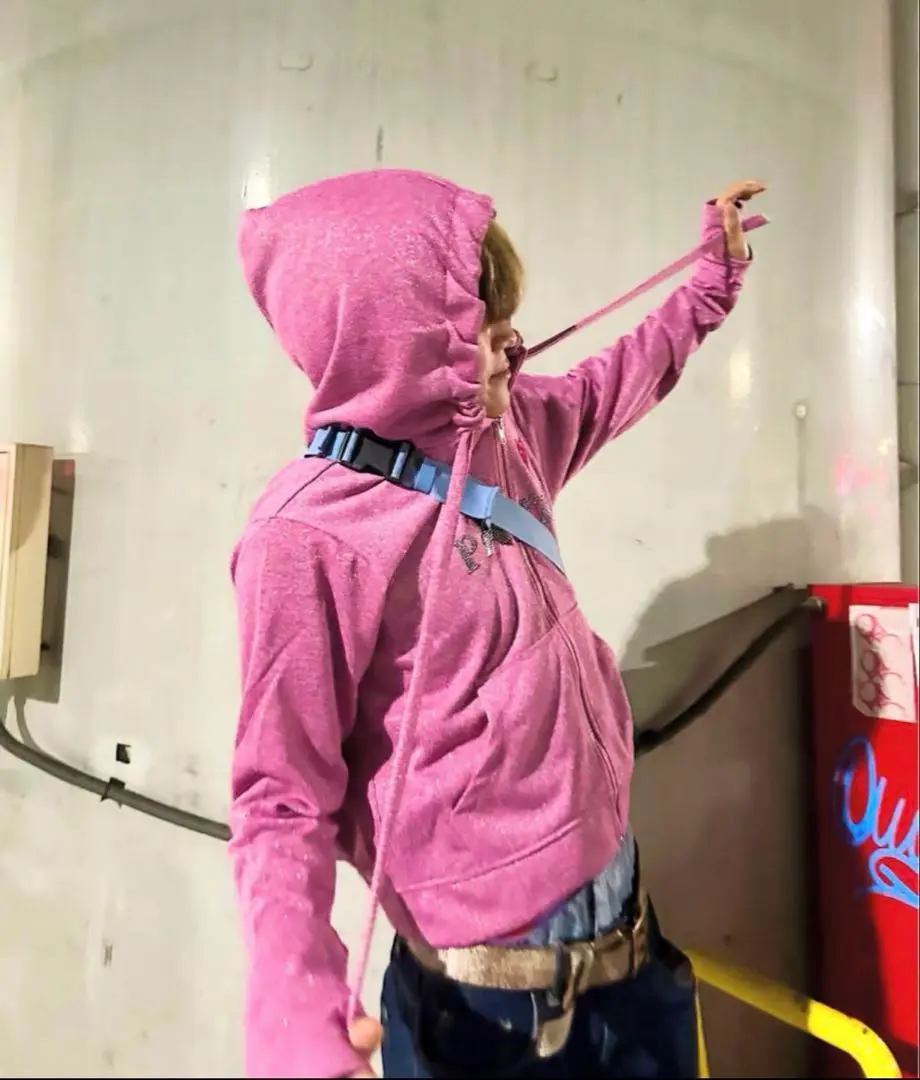 シ　DINOWORKS PORIS SHINE HOODIE グレー シ様専用 DINOWORKS PORIS SHINE HOODIE グレー - メルカリ