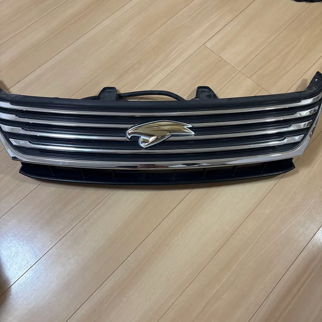 ハリアー　ACU60 モデリスタ　グリル　ジャンク　※フォロー割OK ハリアー 60系 モデリスタ フロントグリル - メルカリ