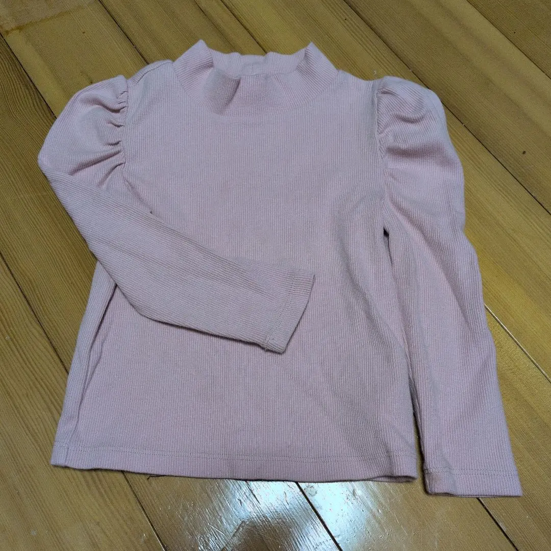 Thumbnail of GAP long-sleeved top, size 90