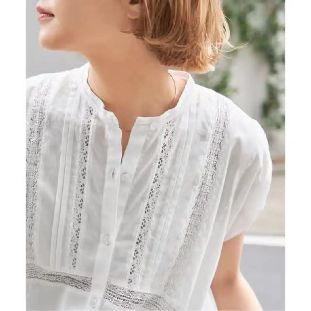 新品タグ付】Spick and Span 60ローンピンタックブラウス - メルカリ