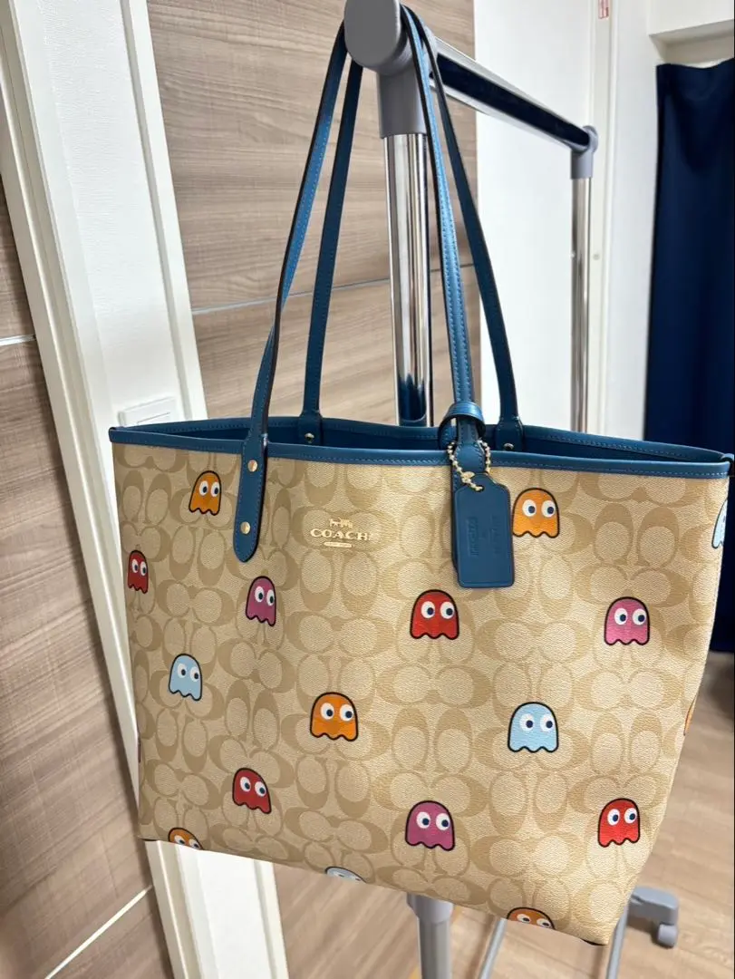 美品　COACH　 パックマン コラボ ウエストポーチ　ボディバッグ　PVC 革 2025年最新】コーチ パックマン ポーチの人気アイテム - メルカリ