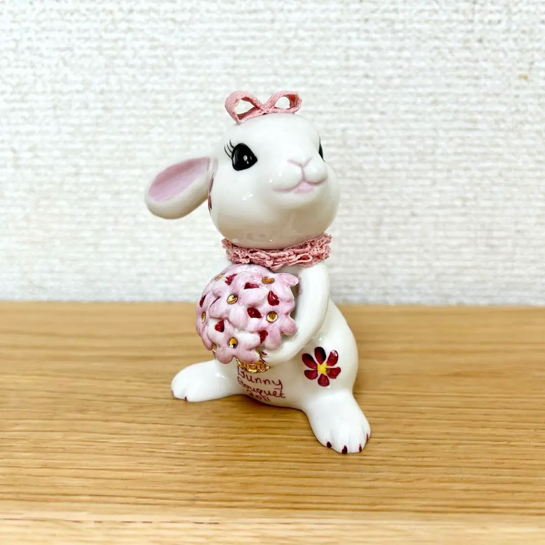 美品　アイリッシュドレステン　2011　うさぎ　置物　希少 Amazon.co.jp: アイリッシュドレスデン 干支 置物 箱つき うさぎ