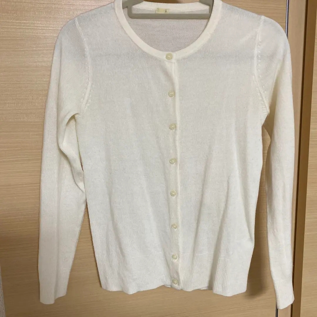 Thumbnail of GU White Cardigan, Size M