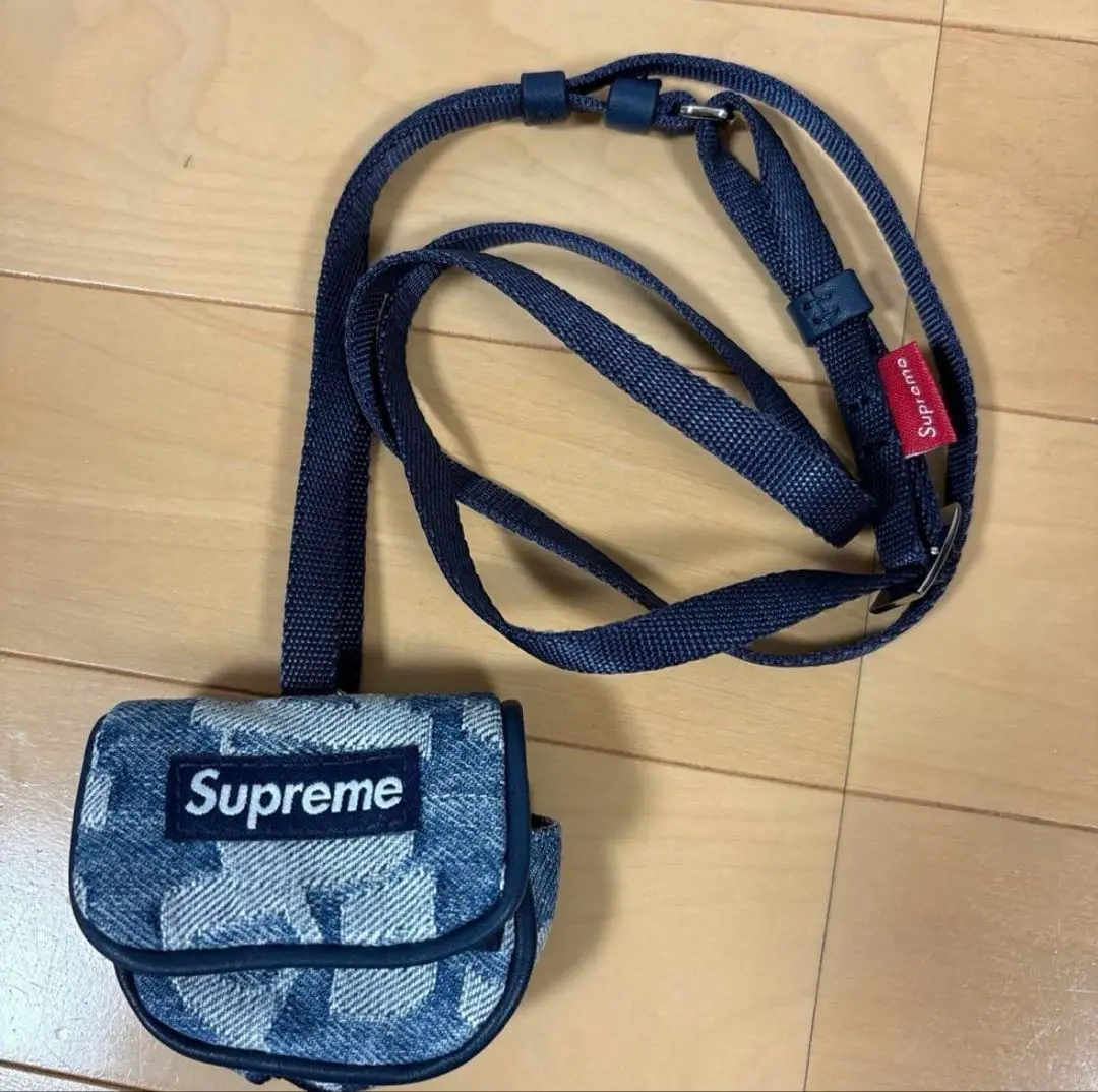 Supreme - 新品Supreme AirPod Case ブルー（袋付き) 2025年最新】supreme airpods caseの人気アイテム - メルカリ