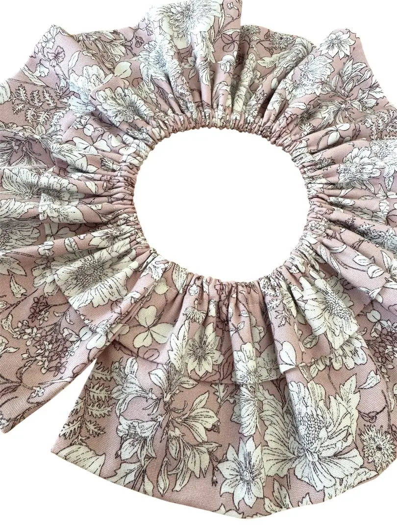 Thumbnail of 100% Cotton ✿ 360° Frill Bib, Floral Pattern
