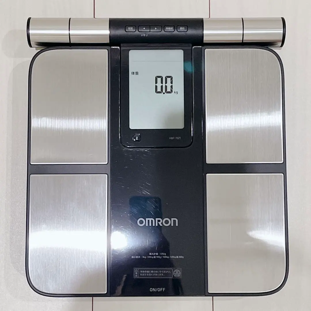 【未開封】OMRON Karada Scan 702T 体重計 体重体組成計｜の通販はソフマップ[sofmap]