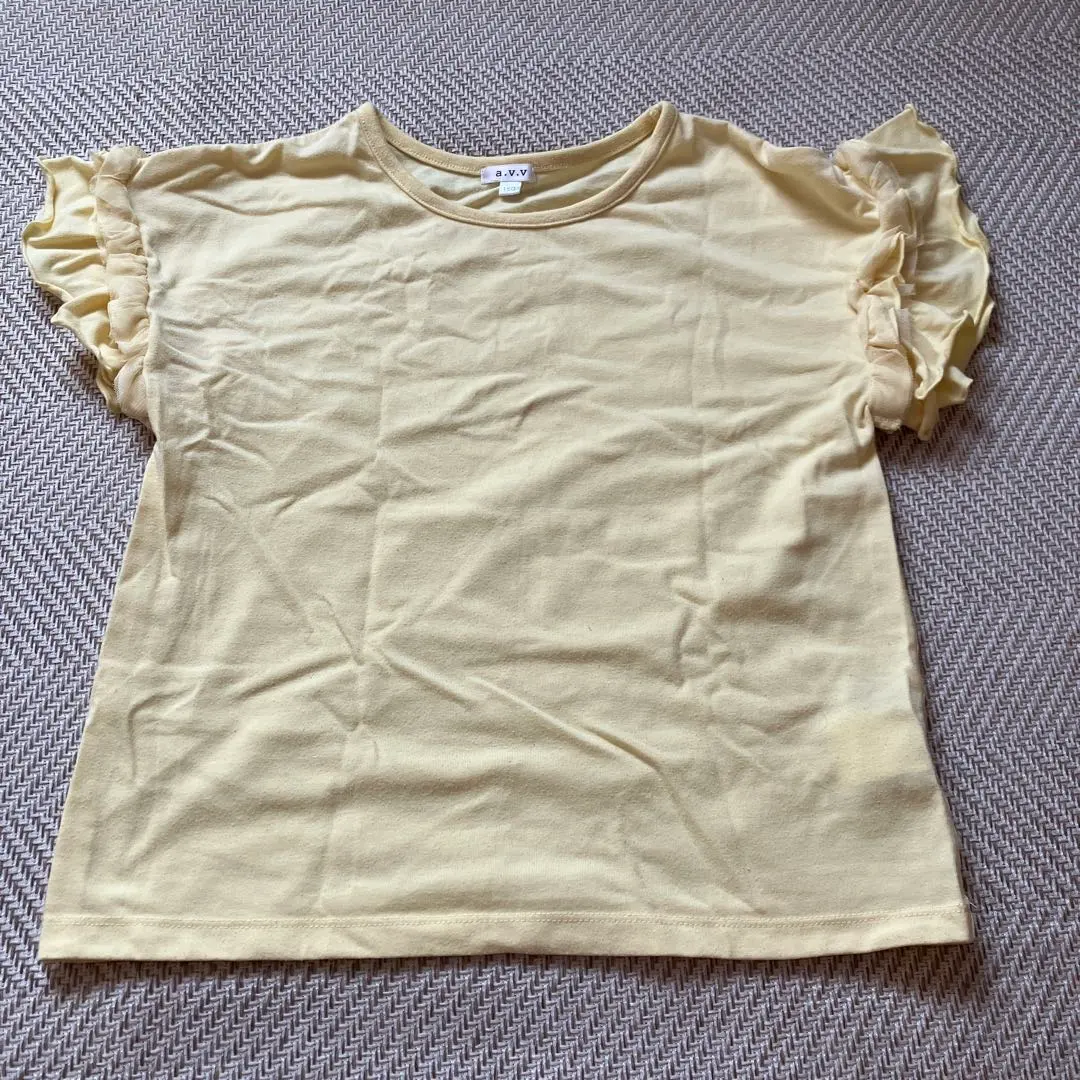 Thumbnail of a.v.v. T-shirt