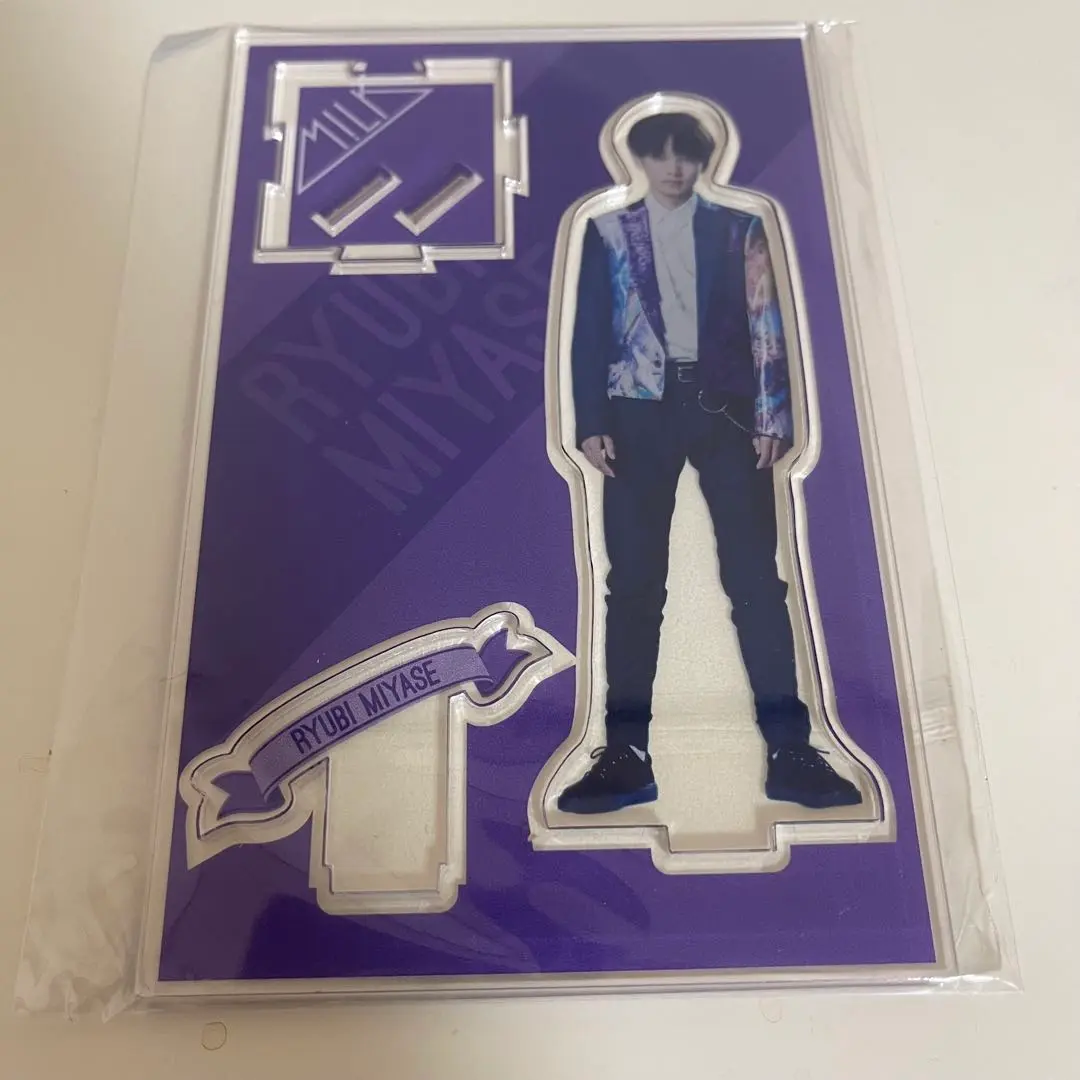 宮世琉弥 OFFICIAL FANCLUB」会員限定アクリルスタンド・フォト