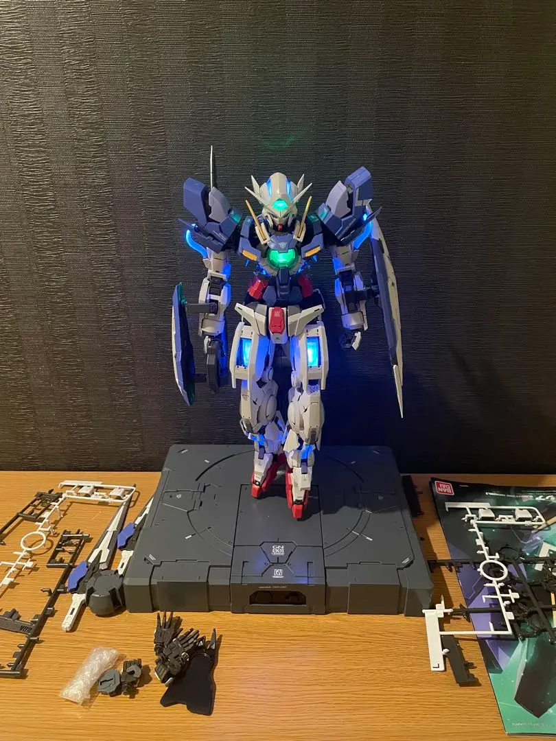 PG エクシア　ライティングモデル　未点灯　ジャンク品 Amazon | PG 機動戦士ガンダム00 ガンダムエクシア (LIGHTING