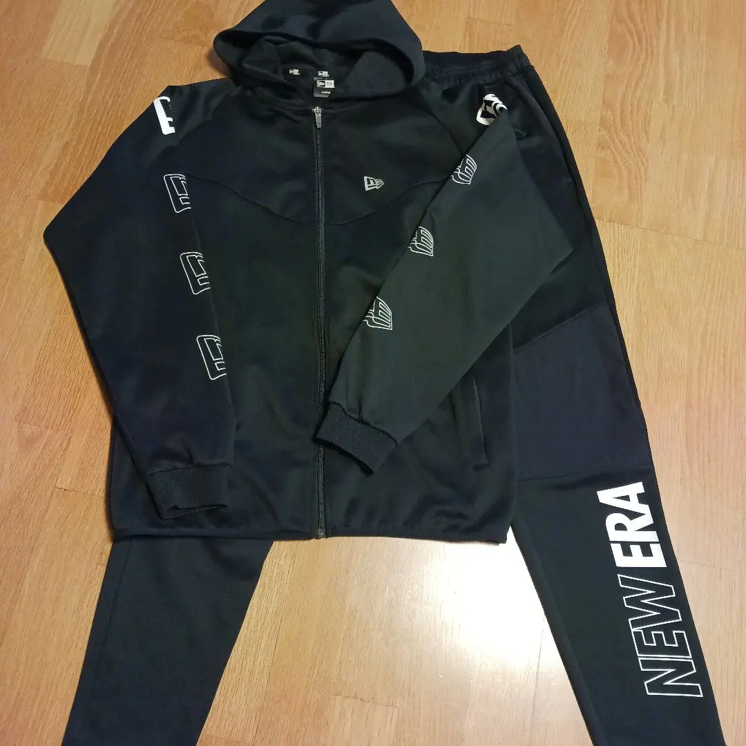 Thumbnail of New Era - Excellent Condition - Set Up - Jersey Top and Bottom - Logo Print - Black - L - Black