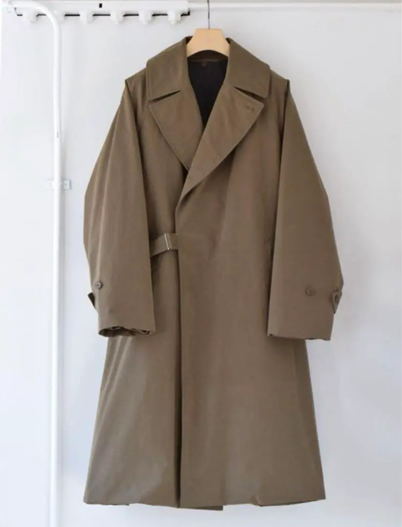 新品未使用タグ付 19aw サイズ3 タイロッケンコート ライナー付 コモリ 新品未使用タグ付 19aw サイズ3 タイロッケンコート ライナー付