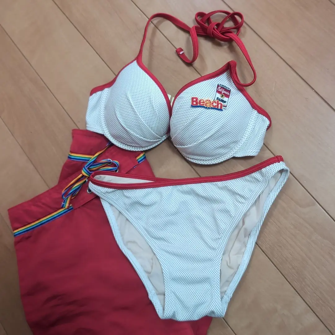 未使用・タグ付き 三愛水着楽園 ラコステ ビキニ セパレート水着 4点セット San-ai Resort 三愛水着楽園 水着 4点セット水着 9M・11L「San