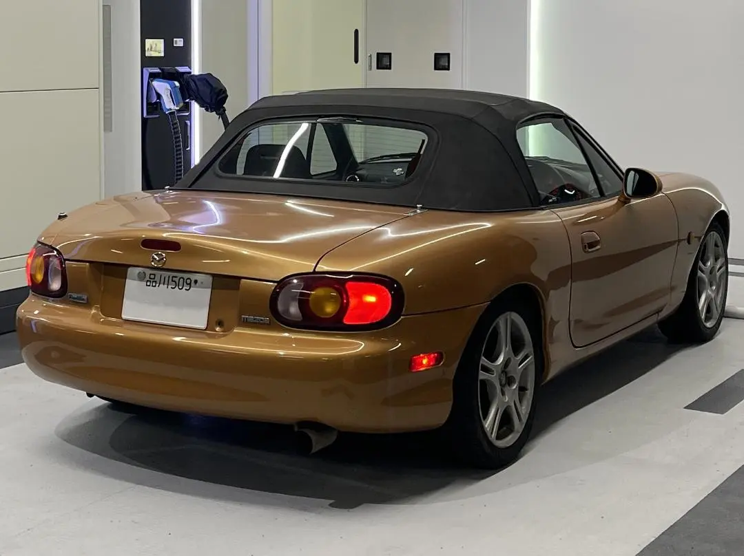 マツダ NB ロードスター 純正 エアロボード タンカラー 流用 Vスペシャル マツダ(純正) NB用エアロボード のパーツレビュー | ユーノス