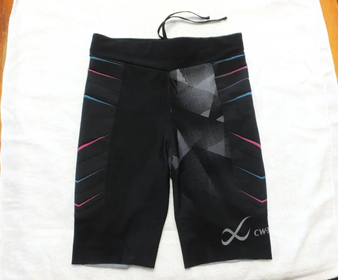 ワコール CW-X ショートタイツ　ユニセックス Mサイズ HZO695BL_ITM_B1.jpg?sw=1200