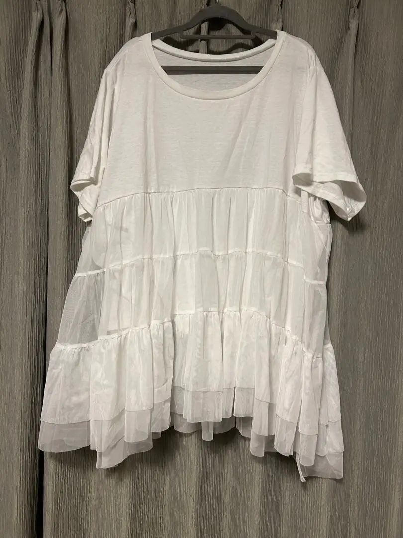 Thumbnail of Plus Size White Tunic Short Sleeve