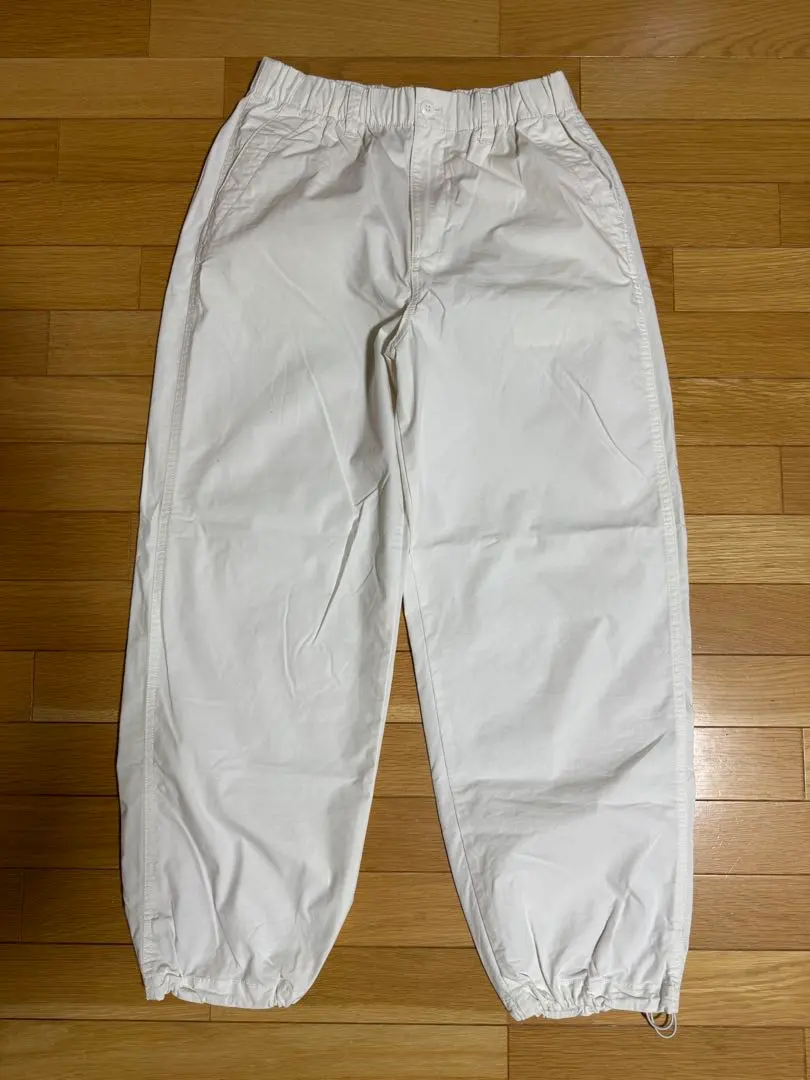 Thumbnail of White, elastic waist pants, size L