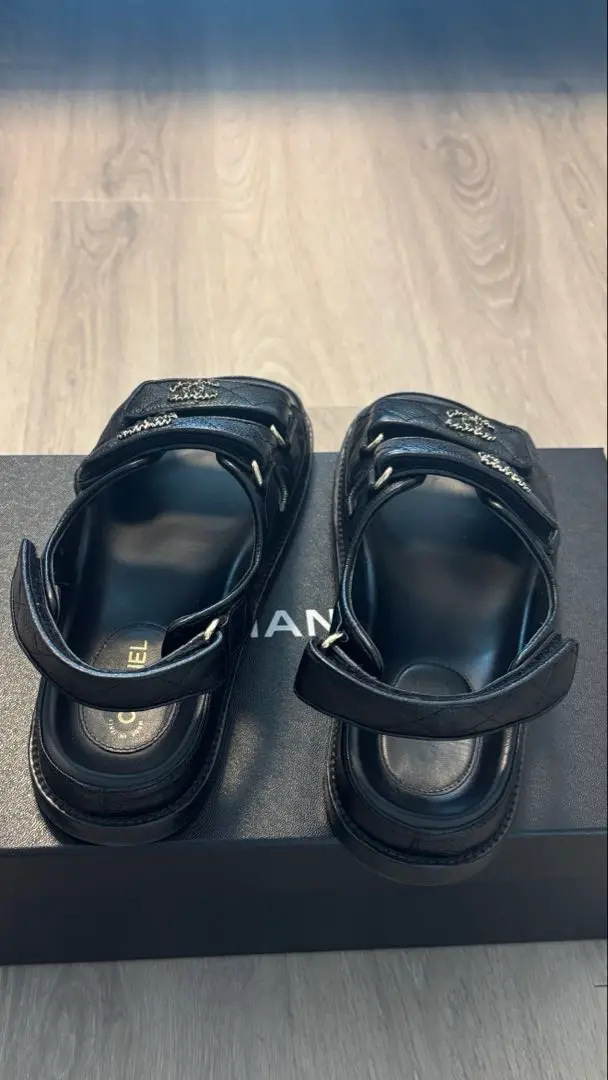 【定番♢キャビアスキン】CHANEL*フットベット サンダル CHANEL - 値下げ！新品未使用 シャネル フッドベットサンダル