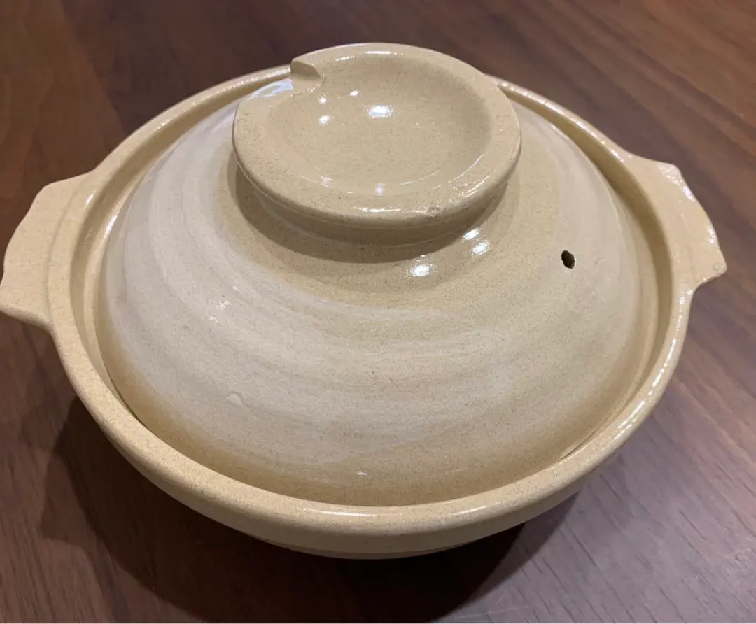 Thumbnail of To Mr. Matsu * Kei, Covered Donabe (Earthenware Pot) for 1-2 People