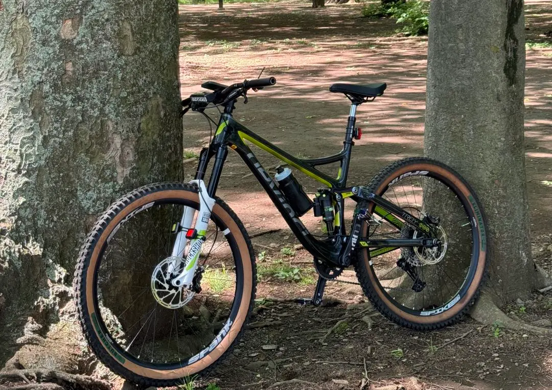 ダヴィンチ　トロイ　ＤＥＶＩＮＣＩ　ＴＲＯＹ　フレーム　タイヤ　コンポ　発送可能 ダヴィンチ トロイ DEVINCI TROY フレーム タイヤ
